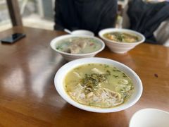 黄鱼馄饨-洪大妈·黄鱼面(金山嘴渔村店)