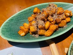 -包整·丝娃娃(一览甲秀楼风景店)