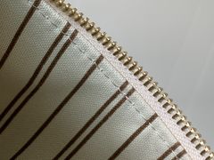 -陆家嘴世纪金融广场