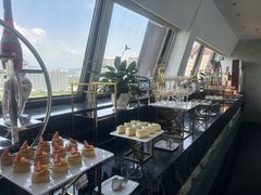 -三亚湾海居铂尔曼度假酒店