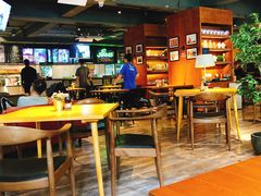 大堂-JINNS锦时 steak&pizza(浸信会礼拜堂旧址店)
