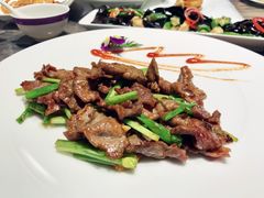 姜葱炒牛肉-怡品堂·金宴 (北京索菲特大酒店)