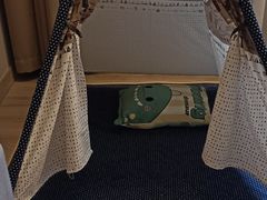 -西安大雁塔科技大学地铁站亚朵酒店