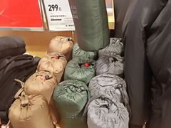 -优衣库(上海颛桥万达广场店)