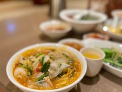 -湖泉水云间餐厅·弥勒地道菜(B座店)