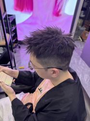 -藤野造型烫染·漂发