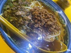 -砖头卤味