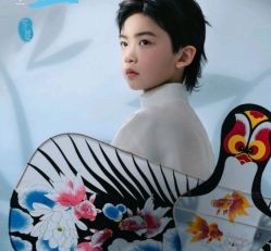 -拾光年华摄影馆(菱角湖公园店)