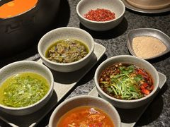 -三出山火锅(南京万象天地店)