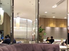 -香港百合居(LCM置汇旭辉广场店)