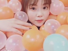 -爱蹦iBOON蹦床运动馆(江汉店)
