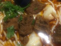 -鑫花溪牛肉米粉(凤凰街创始总店)