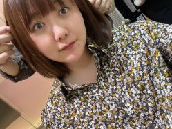 -AYO SALON