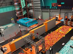 -极限PLAY运动娱乐新世界·团建派对潮玩休闲馆·室内蹦极高空游乐园