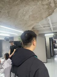 -宫铭烫发染发接发店