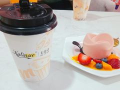 -F小姐甜品店(威海路店)