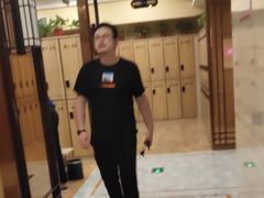 -万源汤泉韩式汗蒸