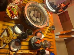 -叽叽扎扎烤肉场(生态城万达店)