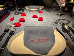 -弦月窗LUNETTE BY AMANDA(复兴路店)