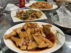 -潮隆牛肉美食城(莲花路店)