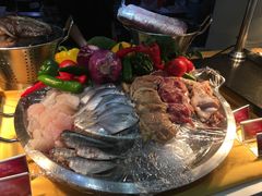 -亚洲国际大酒店·云顶阁旋转自助餐厅