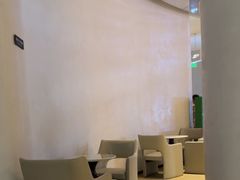 -涨巢·潮玩水疗局