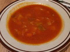 番茄牛肉牛筋浓汤-玛格萝妮比萨屋(四平店)