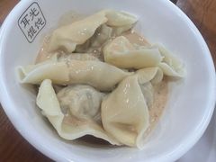 荠菜肉馅拌馄饨-潘国仙耳光馄饨(黄家阙路店)