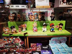 -九木杂物社(新奥购物中心店)