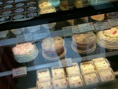 -红宝石·鲜奶小方·海派西点房(丰庄店)