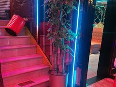 -路边边.炒菜烧烤.音乐餐厅(良乡长虹店)