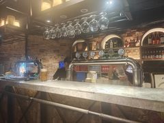 -麦凯伦烧烤·精酿超级工厂店(金桥总店)
