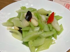 -顺风汤馆·广府粤菜(江宸天街店)