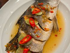 -Chom Cafe and Restaurant