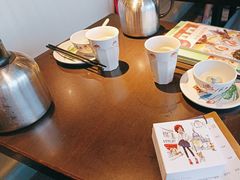 -大头虾越式风味餐厅(光明广场店)