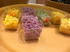 -龍歌自助小火锅(市南金茂湾店)