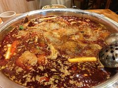 -肖肖酸萝卜鱼火锅(总店)