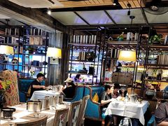 -领鲜活海鲜榴莲自助火锅(东门店)