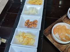 过桥米线配小菜-熙楼(翠湖店)
