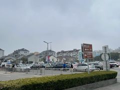 -新场古镇-停车场