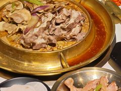 -猪啊牛呀羊啊铜盘烤肉(正大广场店)