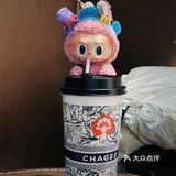 霸王茶姬6周年惊喜连连 香卡 摸鱼镜太可爱了