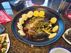 -缘福乡村铁锅炖民宿(八达岭店)