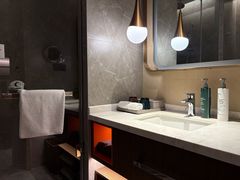 -成都武侯祠希尔顿惠庭酒店