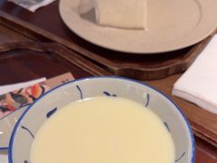 -RUXU入续糖水铺与包(卓悦中心店)
