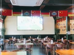 大堂-普兰达德国餐厅·德式脆皮烤猪肘·自酿啤酒(观唐店)
