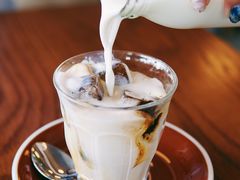 咖啡拿铁-ROAST coffee & eatery
