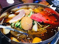 朝鲜大冷面-马路牙子地桌烤肉(工体店)