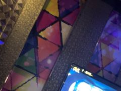 -K+全国连锁KTV(绿地缤纷天地店)