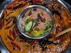 -铜元老码头鳝鱼火锅